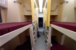 «Укрзализныця» показала, каким будет капсульный плацкартный вагон (фото)