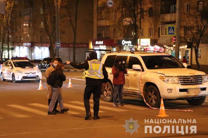 Небезпечний Харків: на місці ДТП з дітьми водійка Mazda збила патрульного
