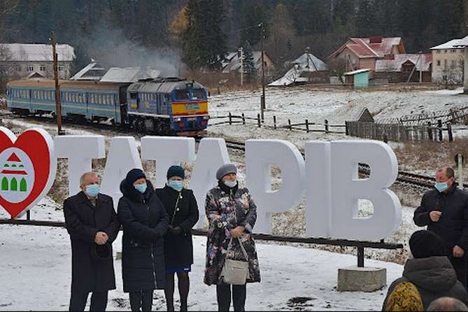 «Укрзалізниця» перейменує станцію «Татарів» і збільшить кількість поїздів до «Буковеля»