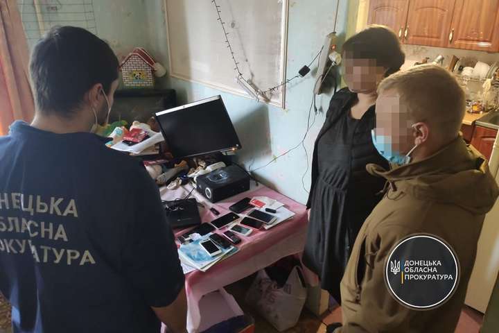 СБУ затримала жінку, яка шукала «кадри» для терористів «Оплоту»