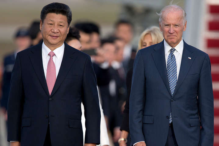 Розмова відбудеться на тлі напруженості в питаннях торгівлі, прав людини та військової активності - Президенти США й Китаю проведуть віртуальну зустріч 