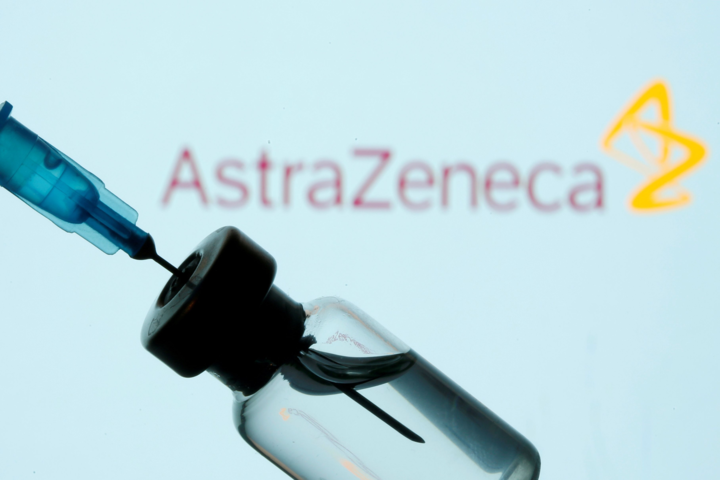 Почему украинцы невзлюбили вакцину AstraZeneca. Минздрав назвал причины