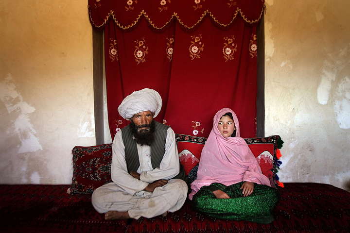З кожним роком кількість дитячих шлюбів в Афганістані зростає - ЮНІСЕФ заявила про зростання числа дитячих шлюбів в Афганістані