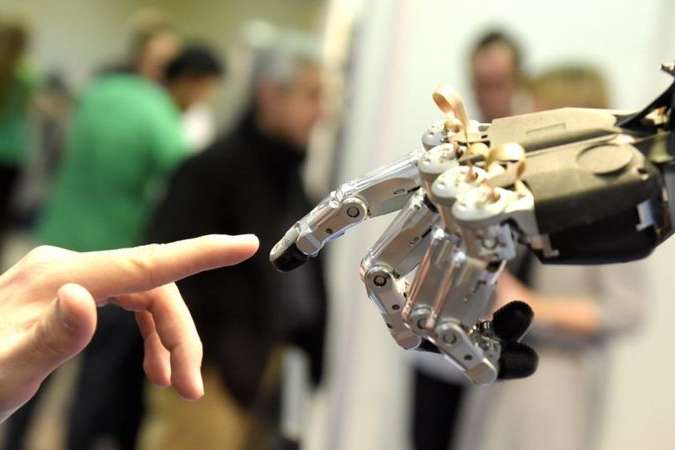 У США компанії «найняли» рекордну кількість роботів за рік