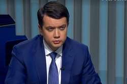 «Немає клепки в голові». Разумков прокоментував скандальний пост Арестовича