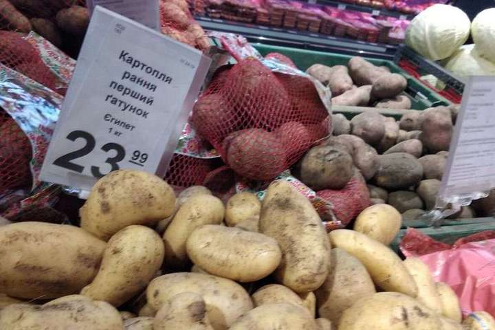 Науковець пояснив, чому тепер в українських супермаркетах продається імпортна картопля