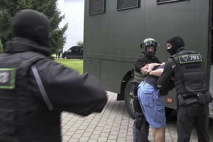 Спецкомісія Ради&nbsp;вважає, що затримання 33 найманців було очікуваним наслідком роботи білоруської спецслужби - Спецоперація з «вагнерівцями»: комісія Ради не знайшла витоку інформації