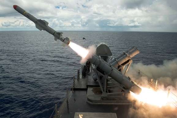Українська влада попросила у США універсальні протикорабельні ракети
