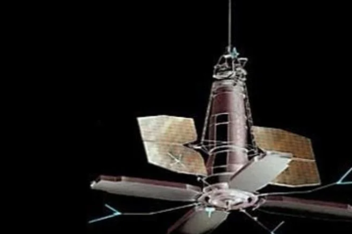 Під час випробувань космічної зброї Росія знищила радянський супутник