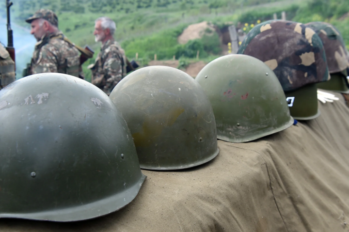 Новая эскалация: Армения заявила о 15 погибших на границе с Азербайджаном