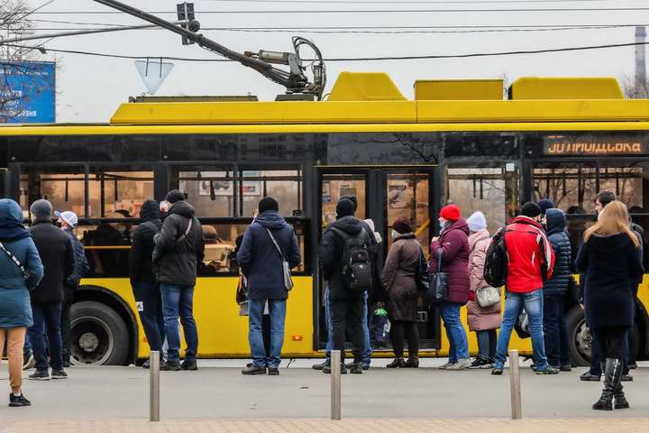 Кива дострілявся, шокуючі ціни на проїзд у Києві. 16 листопада за хвилину 