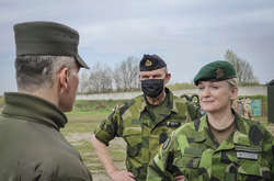 Швеція готова направити своїх військових до України
