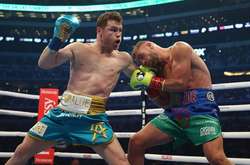 Сауль Альварес такими темпами добереться й до надважкої вагової категорії