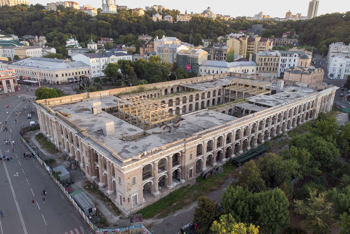 Мінкульт взявся за відновлення зруйнованого Гостиного двору в Києві