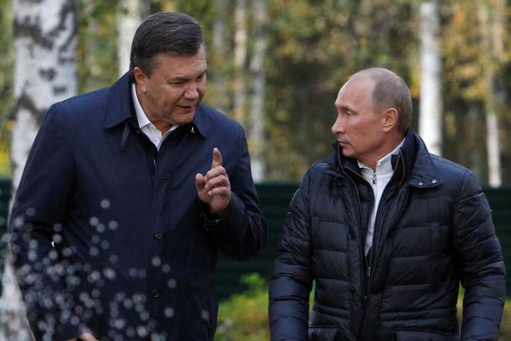 Прокурор: во время расстрелов на Майдане Янукович 11 раз звонил Путину