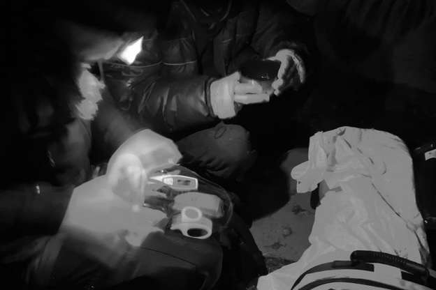 Близько другої години ночі рятувальники отримали повідомлення про те, що в лісі перебуває людина, якій потрібна допомога - На кордоні Білорусі та Польщі померла однорічна дитина мігрантів