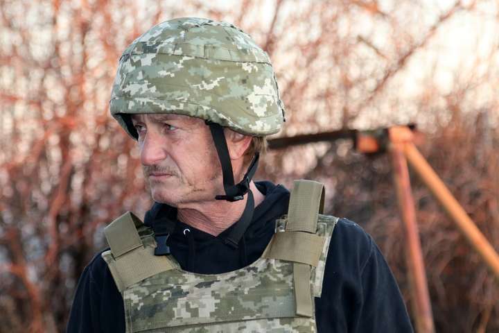 Володар двох «Оскарів» приїхав на Донбас до українських військових (фото)