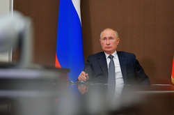 Раніше Путін говорив, що поки не ухвалив рішення про свою участь у виборах президента Росії у 2024 році