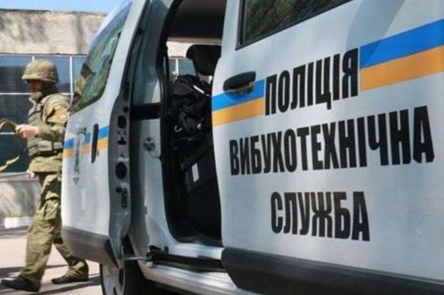 В Одесі поліцейські отримали повідомлення про замінування міськради (фото) 