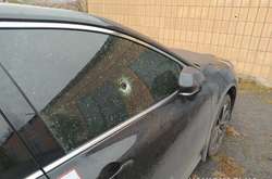 На Кіровоградщині водій Мercedes стріляв по машині, яку намагався обігнати