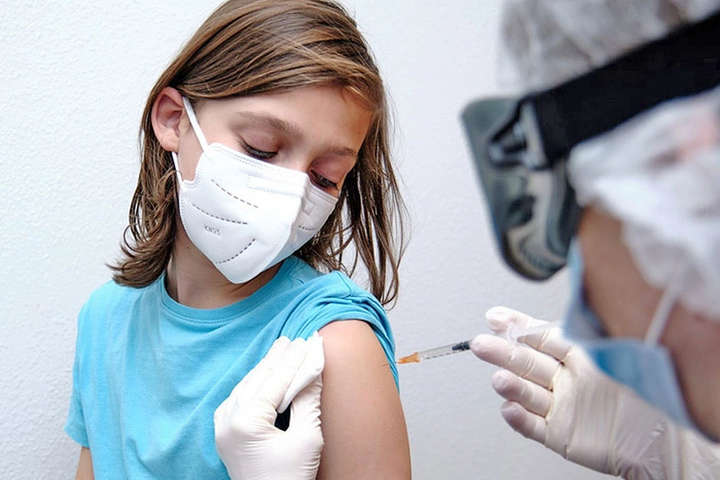 Ізраїль із 23 листопада розпочинає вакцинацію від коронавірусу дітей 5-11 років 