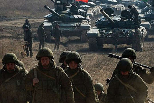 Польща стурбована: наразі російські війська можуть напасти на Україну