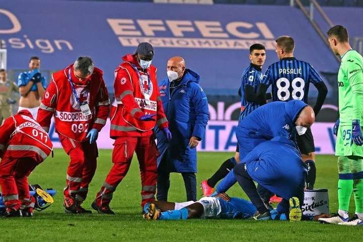 Нападник «Наполі» зазнав жахливої травми в матчі чемпіонату Італії
