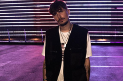 Певец Позитив