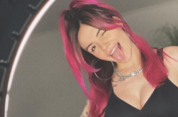 Певица MamaRika