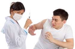 Чимало українців досі не хочуть робити щеплення від коронавірусу