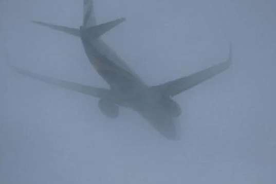 Через сильний туман Одеський аеропорт призупинив роботу (відео) 