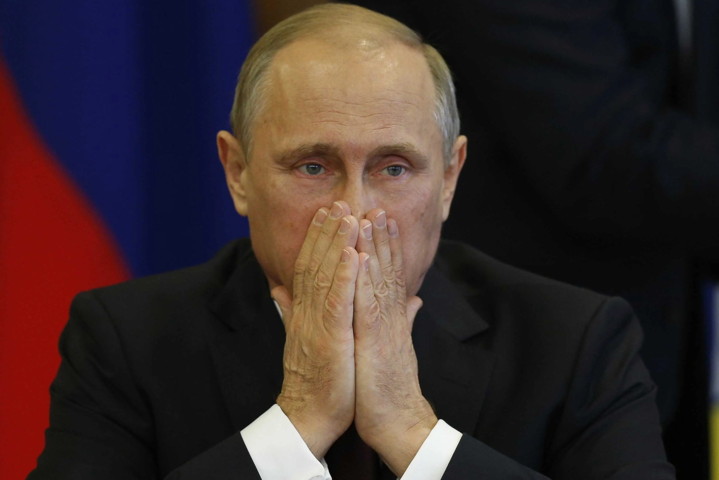 Путин рассказал, как врач запихнул ему порошок в нос
