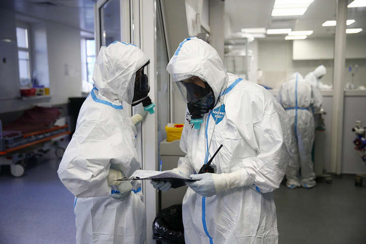 Испания хочет усилить ограничения из-за всплеска коронавируса 