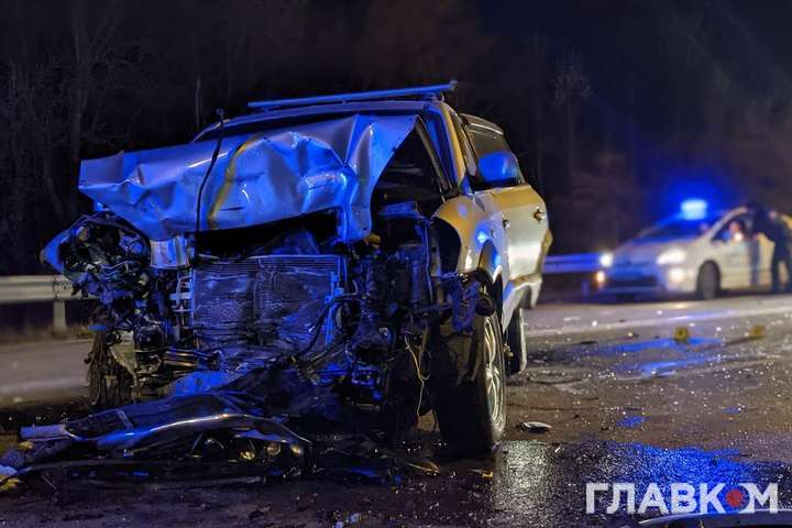У Києві сталася масштабна аварія: зіткнулися одразу чотири автомобілі (фото)