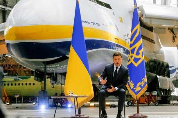 Зеленський оголосив про створення національного авіаперевізника
