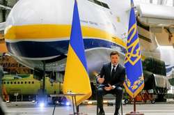 Французькі консультанти запевнили Володимира Зеленського в економічній доцільності створення національного авіаперевізника