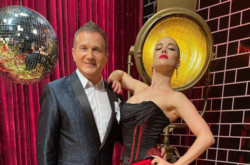 Астафьева в откровенном наряде снялась с Горбуновым и засветила больше дозволенного