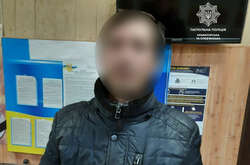  «Копи» задовольнили цікавість заявника і забрали його з собою у відділок 
  