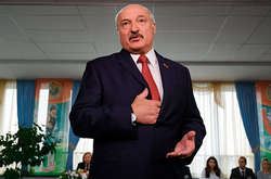Кризою на Близькому Сході скористався білоруський диктатор Олександр Лукашенко