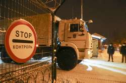 Окрім гірників, які перебували в шахті на момент вибуху, загинули також рятувальники