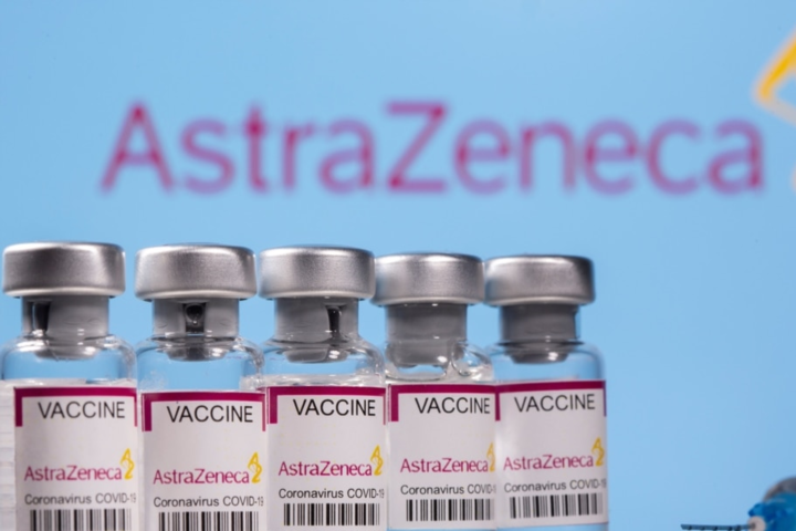 Минздрав утилизирует более 400 тысяч доз просроченной вакцины AstraZeneca