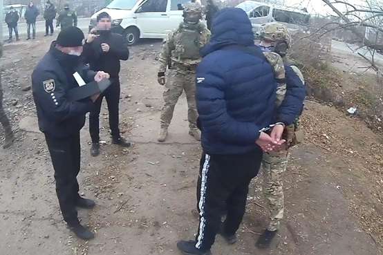 Прикордонники затримали на Луганщині хабарника (фото, відео)