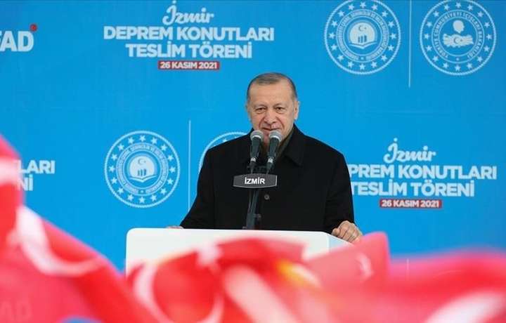 Президент Туреччини Реджеп Тайіп Ердоган пообіцяв знову знизити ключову ставку - Ердоган планує обвалити турецьку ліру