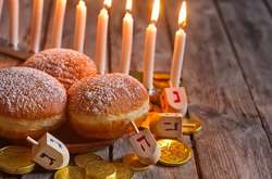 Одне з найбільших єврейських свят цьогоріч відзначається із вечора 28 листопада до 6 грудня