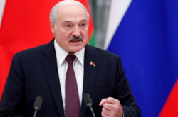 Самопроголошеного президента Білорусі звинувачують у жорстокості щодо мігрантів