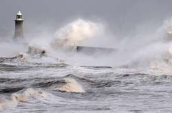 У Великобританії бушує ураган «Арвен» (відео)