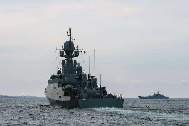 У Середземному морі зафіксували десантні кораблі РФ 