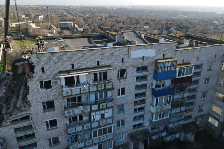 Вибух у Новій Одесі: рятувальники знайшли тіло третього загиблого (фото, відео)