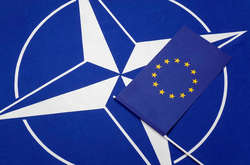 ЄС та НАТО нарешті виступили єдиним фронтом у питаннях України та Білорусі