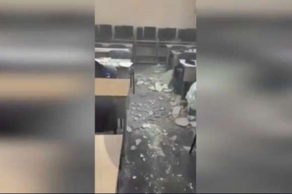В одеській школі під час уроків обвалилася стеля (відео) 